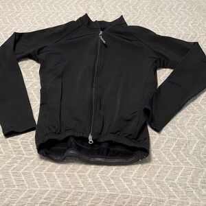 Cutaway cycling jacket